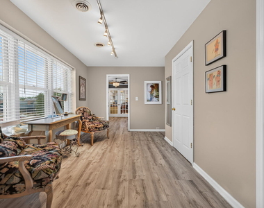 51 N Williams Street - Photo Thumbnail 18