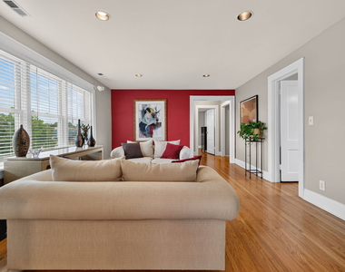 51 N Williams Street - Photo Thumbnail 2