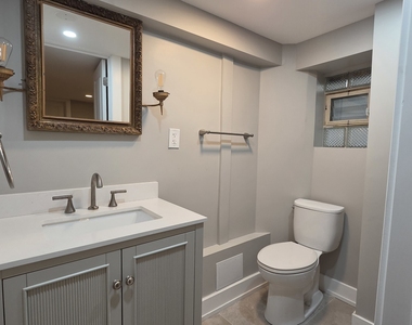 2235 W 21st Place - Photo Thumbnail 12