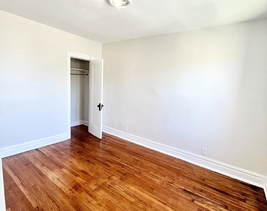 2119 S 51st Avenue - Photo Thumbnail 3