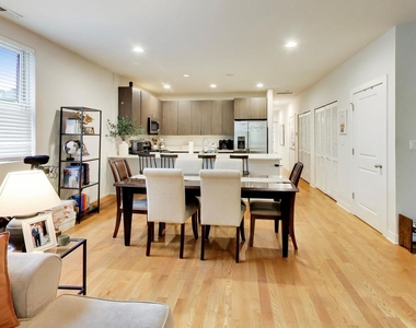 693 N Peoria Street - Photo Thumbnail 3