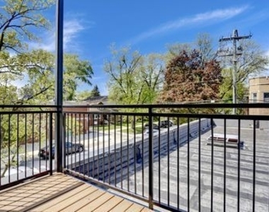 4350 W Lawrence Avenue - Photo Thumbnail 8