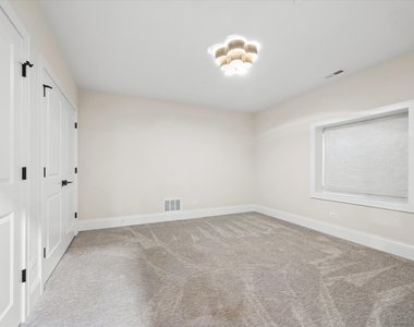 1137 Hickory Drive - Photo Thumbnail 26
