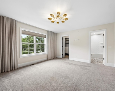 1137 Hickory Drive - Photo Thumbnail 17