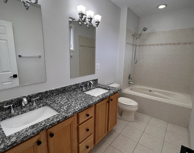 218 S Hamilton Avenue - Photo Thumbnail 20