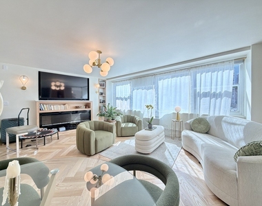 1150 N Lake Shore Drive - Photo Thumbnail 12