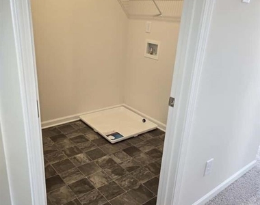 12 Briarwood Drive W - Photo Thumbnail 31