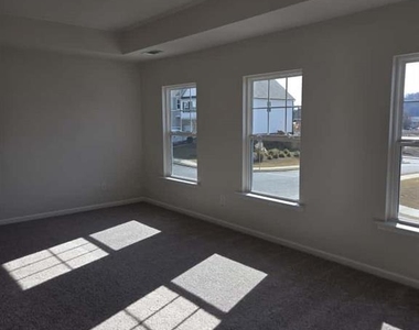 12 Briarwood Drive W - Photo Thumbnail 25