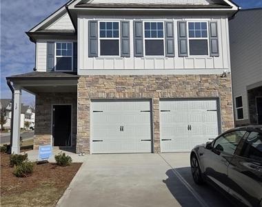 12 Briarwood Drive W - Photo Thumbnail 1