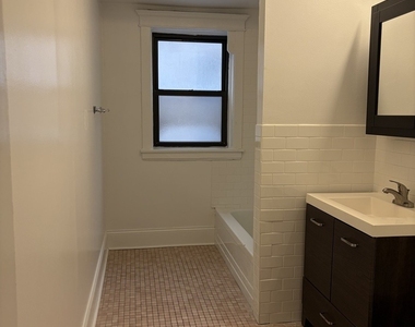 844 W Belle Plaine Avenue - Photo Thumbnail 5