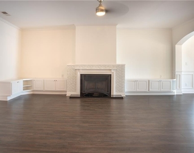 4315 Suwanee Mill Drive - Photo Thumbnail 8