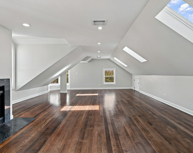 102 S Washington Street - Photo Thumbnail 11