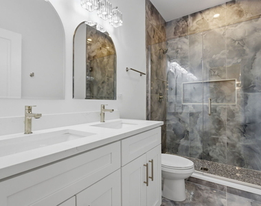 4841 S Prairie Avenue - Photo Thumbnail 14