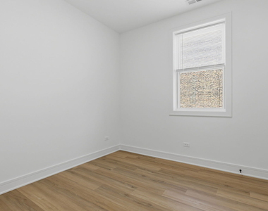 4841 S Prairie Avenue - Photo Thumbnail 18