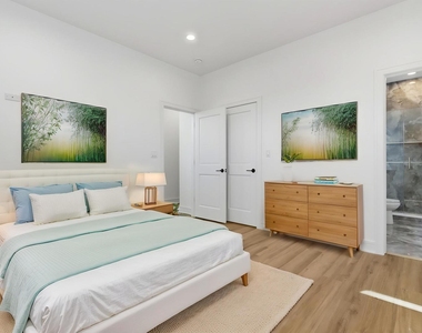 4841 S Prairie Avenue - Photo Thumbnail 10