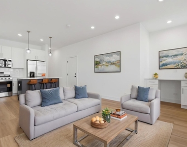 4841 S Prairie Avenue - Photo Thumbnail 3