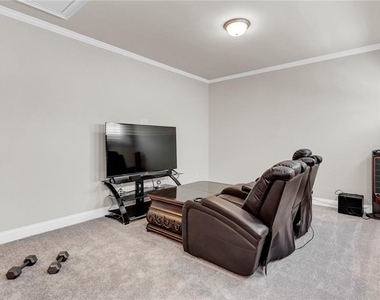 6360 Halcyon Garden Drive - Photo Thumbnail 27