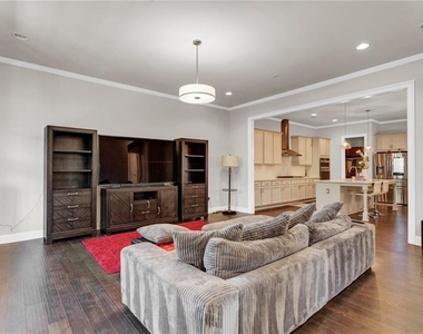 6360 Halcyon Garden Drive - Photo Thumbnail 15
