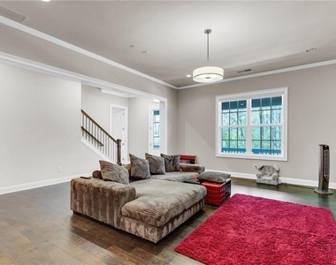 6360 Halcyon Garden Drive - Photo Thumbnail 13