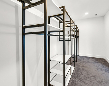 612 S 13th Avenue - Photo Thumbnail 12