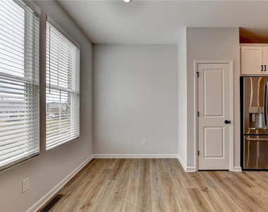 3052 Beacon Bend Crossing - Photo Thumbnail 12