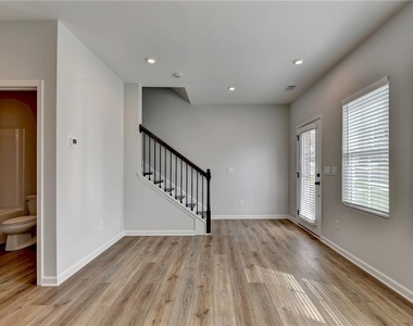 3052 Beacon Bend Crossing - Photo Thumbnail 4