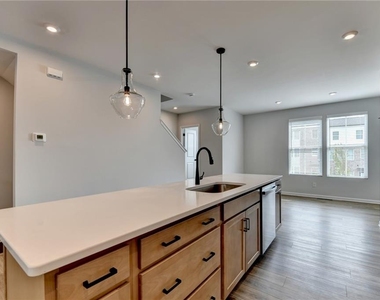 3052 Beacon Bend Crossing - Photo Thumbnail 11