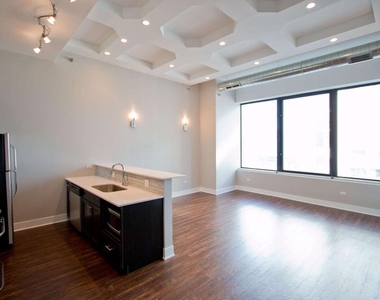 1338 S Michigan Avenue - Photo Thumbnail 1