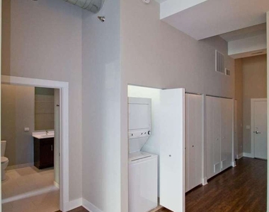 1338 S Michigan Avenue - Photo Thumbnail 6