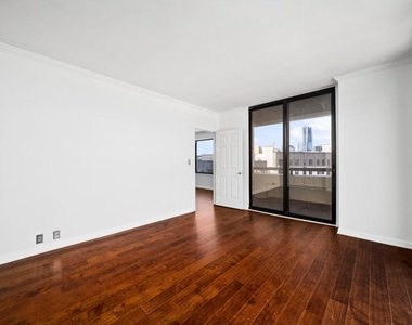 3481 Lakeside Drive Ne - Photo Thumbnail 18