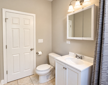 5134 S Ingleside Avenue - Photo Thumbnail 16