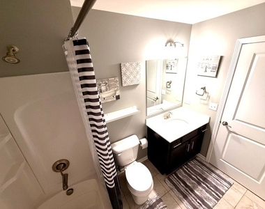 2527 Huntleigh Lane - Photo Thumbnail 23
