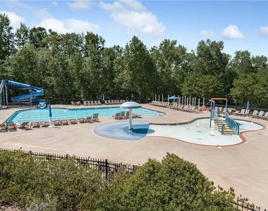 5720 Weddington Drive - Photo Thumbnail 11