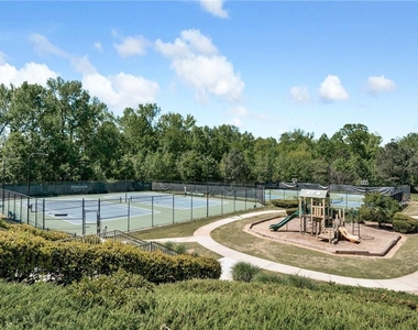 5720 Weddington Drive - Photo Thumbnail 8