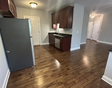 2906 N Kolmar Avenue - Photo Thumbnail 5