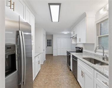 4143 Wellington Hills Drive - Photo Thumbnail 15