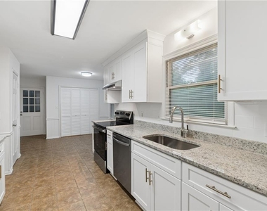4143 Wellington Hills Drive - Photo Thumbnail 16