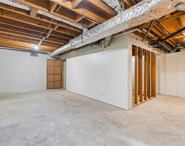 4143 Wellington Hills Drive - Photo Thumbnail 35