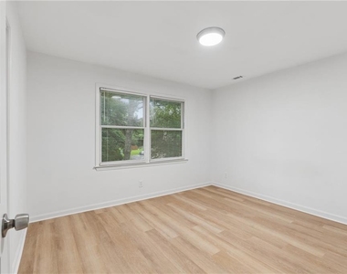 4143 Wellington Hills Drive - Photo Thumbnail 27