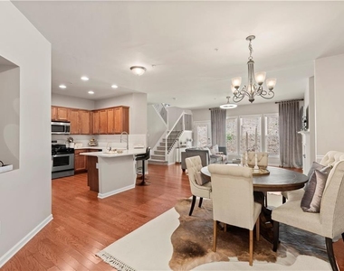 1673 Caswell Parkway - Photo Thumbnail 10
