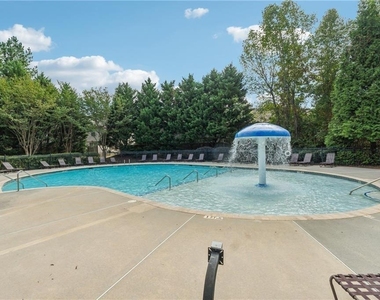 1673 Caswell Parkway - Photo Thumbnail 1
