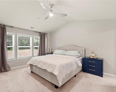 1673 Caswell Parkway - Photo Thumbnail 17