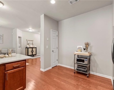1673 Caswell Parkway - Photo Thumbnail 14