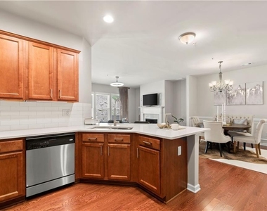 1673 Caswell Parkway - Photo Thumbnail 9