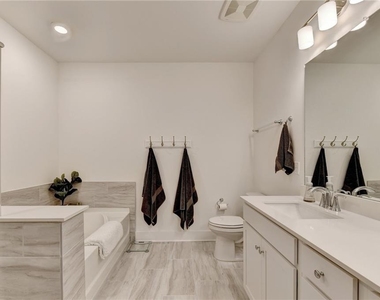 3342 Orwell Way - Photo Thumbnail 26