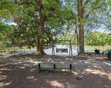 1691 Friar Tuck Road Ne - Photo Thumbnail 40