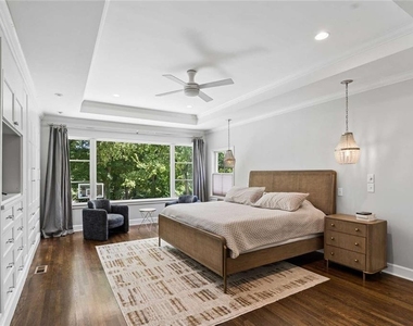 1691 Friar Tuck Road Ne - Photo Thumbnail 22