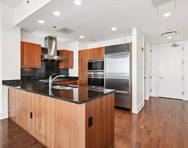401 N Wabash Avenue - Photo Thumbnail 3