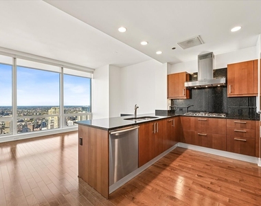 401 N Wabash Avenue - Photo Thumbnail 1