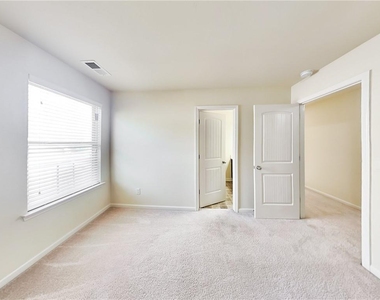 1324 Little Hampton Drive - Photo Thumbnail 14